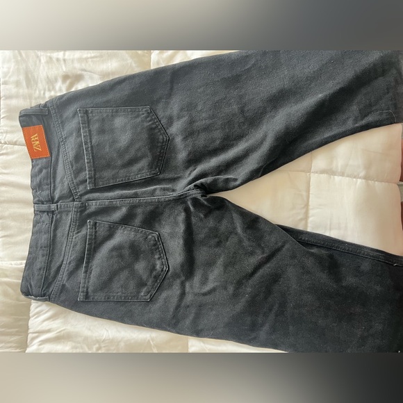 ZARA high rise ankle jeans - Picture 2 of 3